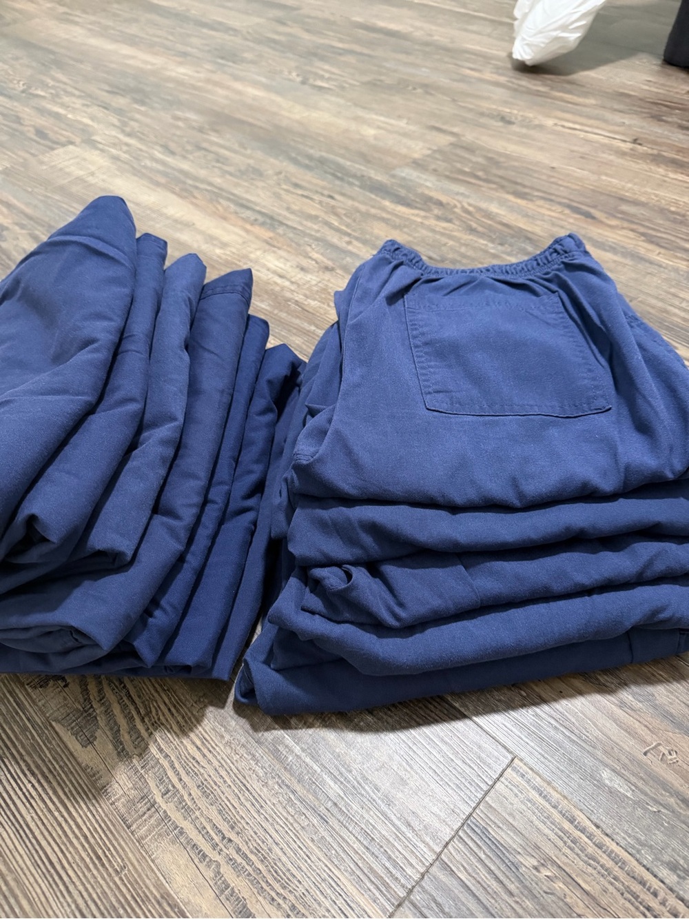 Landau Women’s scrub set Blue SML Like New $40.00 for 7 Tops and 5 Bottoms